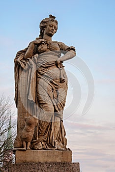 Freedom figure, sculpture from sandstone from the 18th century o