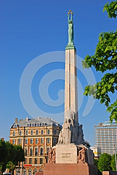 Popolare libertà monumento è un monumento si trova la capitale la città Lettonia 