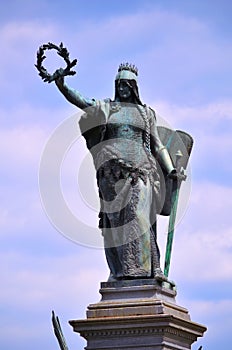 Freedom Statue, Arad