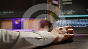 Freelancer programming binary code on software server