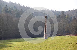 Freestone Obelisk Sommerschloss Blumenstein