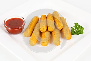 Mozzarella sticks with dip