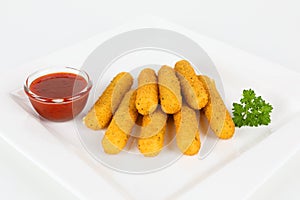 Mozzarella sticks with dip