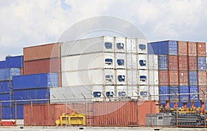 Freight shipping containers