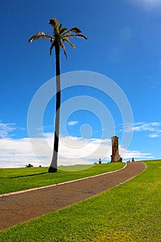 Fremantle war memorial on a blue bird day