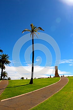 Fremantle war memorial on a blue bird day