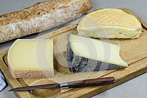 French cheese platter