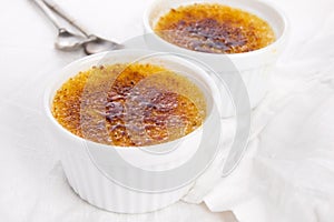 Francese dolce crema Brulée 