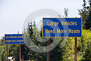 French, English Information road signs