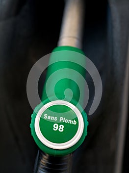 French green unleaded 98 gas pump