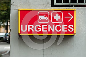 french hospital emergency entry sign with text in fre