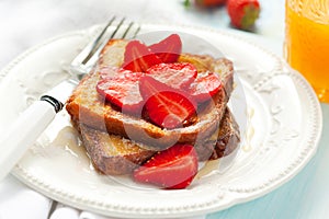 French toast with strawberry