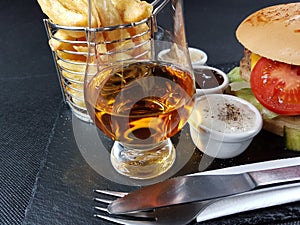 Frenchfries chips whisky glass glencairn singlemalt photo