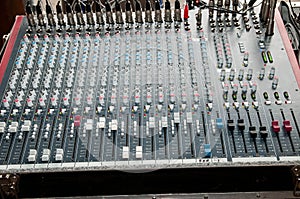 Frequency mixer