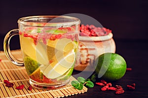 Fresh antioxidant herbal tea from goji berries