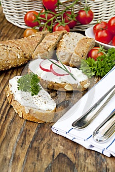 Fresh bread with herb curd dinner