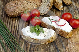 Fresh bread with herb curd dinner