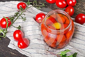Fresh and canned tomatoes