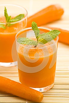 Fresh carrot juice and mint