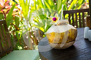 Fresh coconut beverage