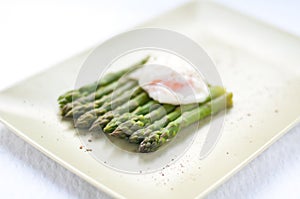 Fresh cut green cooked asparagus