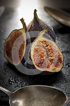 Fresh figs with waterdrops