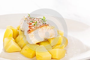 Fresh fillet fish with Potatoes