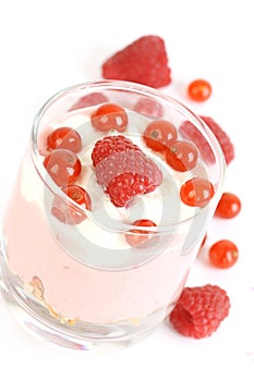 Fresh fruit yogurt