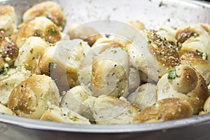 Fresh Garlic Knots