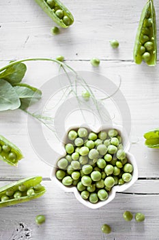 Fresh green peas