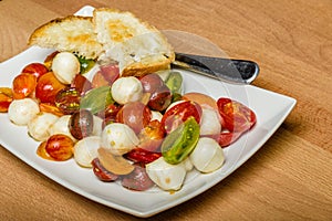 Fresh heirloom tomatoes with cheese