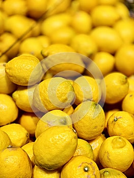 Fresh lemons in a market