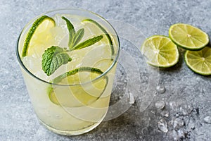 Fresh Lime Schorle Cocktail with Crush Ice.