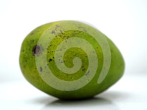 Fresh mango, unsliced whole fruit