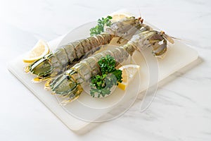 Fresh mantis shrimp with lemon