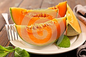 Fresh melon slices