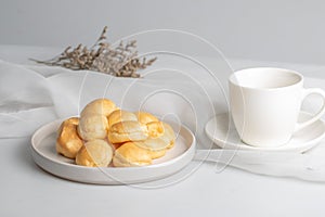 Fresh milk eclair in white plate