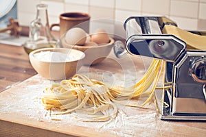 Fresh pasta and pasta machine