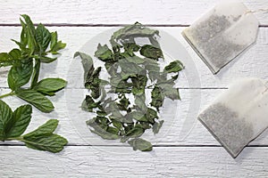 Fresh peppermint, dried peppermint and tea bags