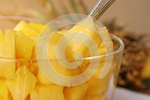 Fresh Pineapple Chunks