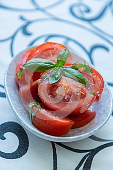 Fresh and raw tomato salad