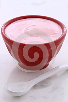 Fresh strawberry yogurt