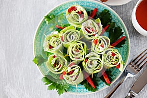 Fresh and tasty green vegetarian spring rolls