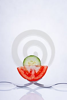 Fresh tomato and cucumber composition