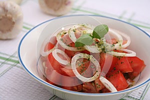 Fresh tomato salad