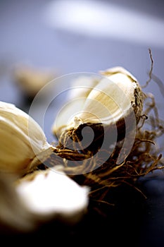 Fresh unpeeled garlic