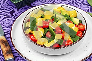 Fresh vegetable salad with runner beans in bowl