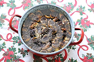 Freshly baked hungarian christmas mákos guba in a hot pan