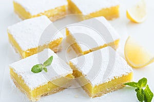 Freshly baked lemon bars