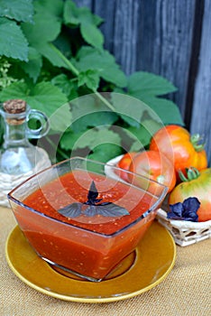 Freshly brewed tomato sauce